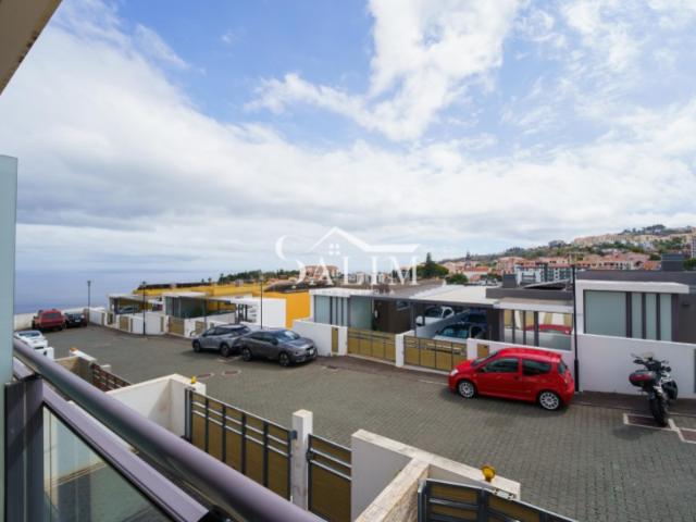 Moradia T3 | Central Village | Caniço