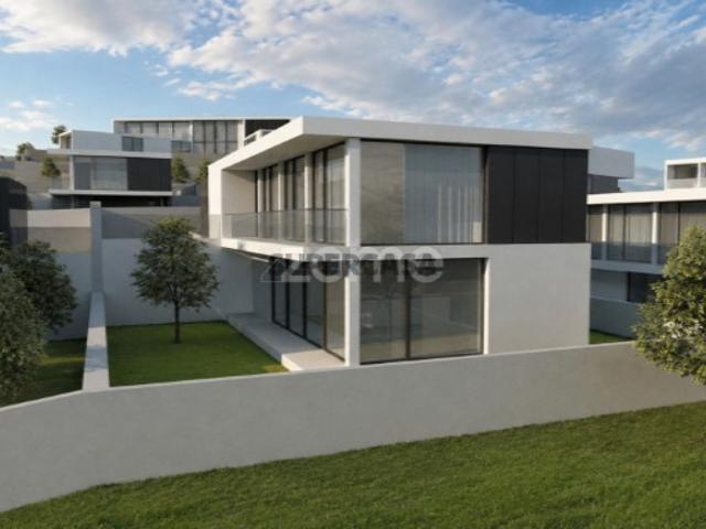 Moradia T3 chave na mão
