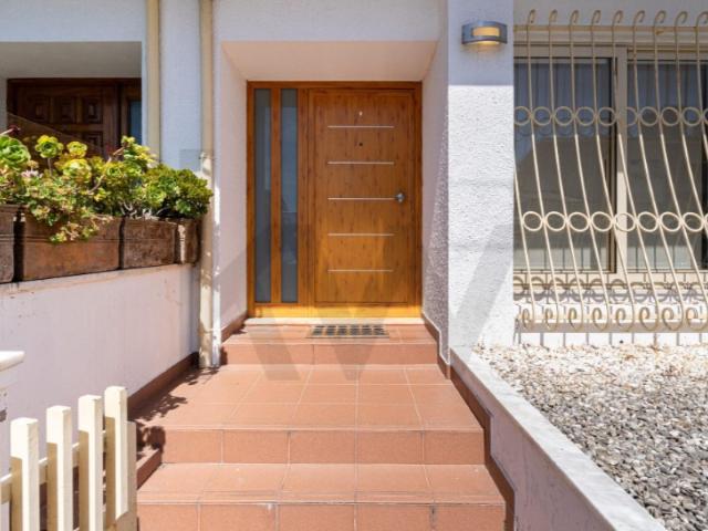 Moradia T3 com terraço em Vila Nova da Telha, Maia