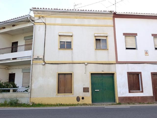 Moradia T3 com terreno