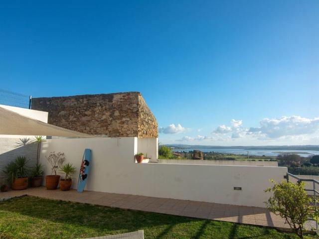 Moradia T3 com Vista Lagoa e Piscina na Foz do Arelho 188m² Foz Do Arelho