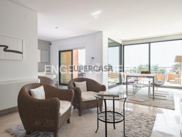 Moradia T3 com Vista Mar | Condomínio Privado | Piscina e Ginásio | Sesimbra