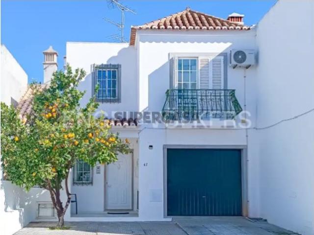 Moradia T3 com Vista Mar e Anexo para AL em Tavira