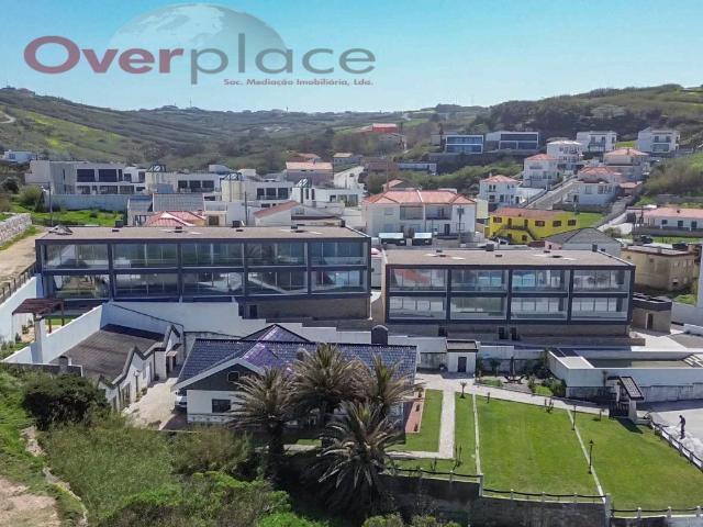 Moradia T3 com Vista Mar em Condomínio Privado, a Poucos Pas. 0m² Ribamar