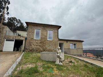 Moradia T3 com Vistas Desafogadas em Zona de Montanha