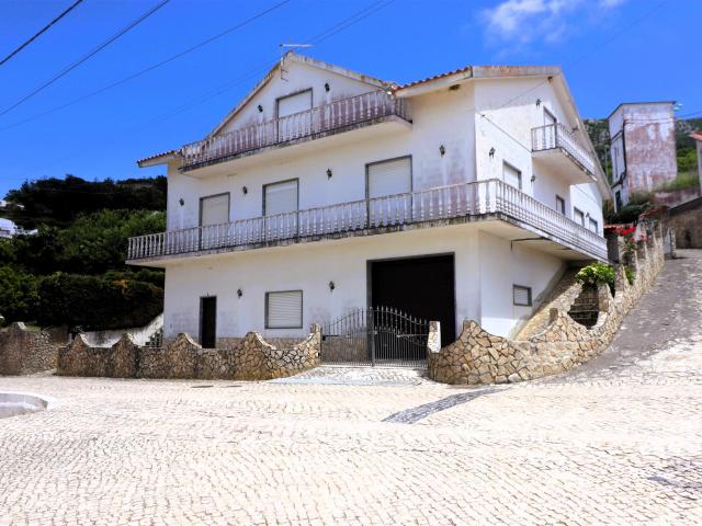 Moradia T3 com Vistas Deslumbrantes no Coração do Campo 374m² Lamas e Cercal
