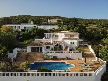 Moradia T3 com vistas panorâmicas 191m² Santa Bárbara De Nexe