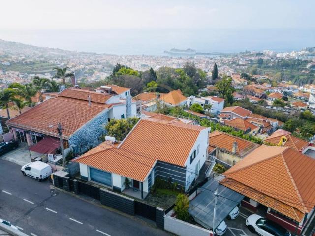 Moradia T3 com Vistas Panorâmicas Mar & Cidade