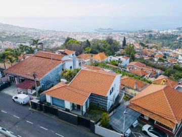 Moradia T3 com Vistas Panorâmicas Mar & Cidade 225m² Imaculado Coração De Maria