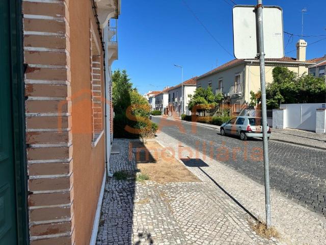 Moradia T3 com Anexo T1 no Entroncamento 0m² Nossa Senhora de Fátima