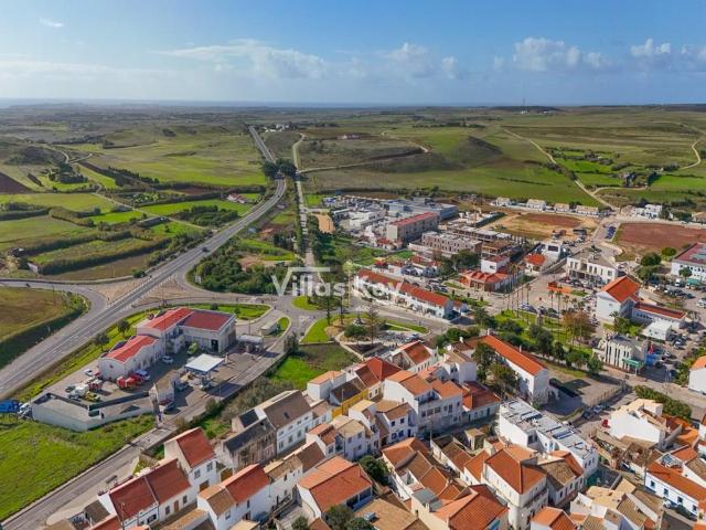 Moradia T3 com Duas Entradas Vila do Bispo 111m² Vila do Bispo e Raposeira