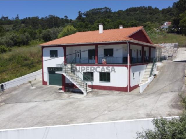 Moradia T3 com garagem e fantástica vista campo