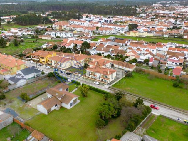 Moradia T3 com Garagem fechada no Coração da Marinha Grande! 170m² Marinha Grande