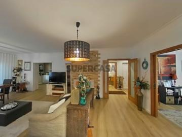 Reservado! Exclusivo Predipereira | Moradia T3 com jacuzzi, terraço e garagem Bairro do Sol Nascente