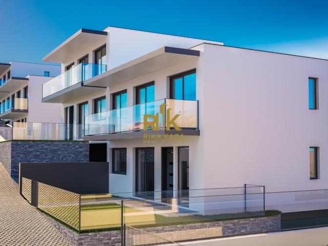 Moradia T3 com jardim e vista mar