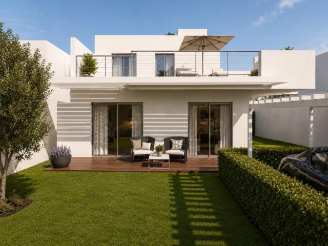 Moradia T3 com jardim em condomínio com piscina comum, Azeitão