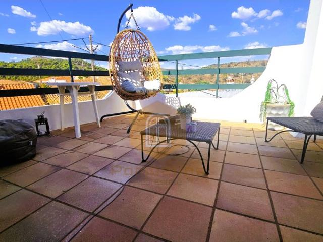 Moradia T3 com Pátio e Terraço, concelho de Castro Marim