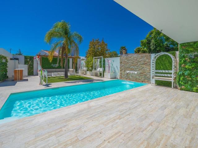 Moradia T3 com Piscina, na Marisol – Um Refúgio Perto da Pra. 154m² Corroios