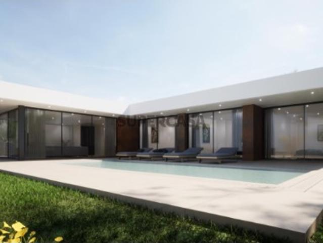 Moradia T3 com piscina na Calheta