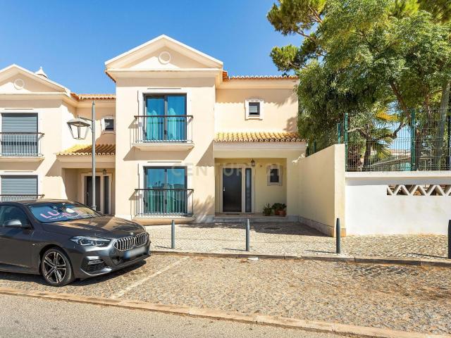 Moradia T3 com piscina na Guia, Albufeira – Conforto e charme no coração do Algarve