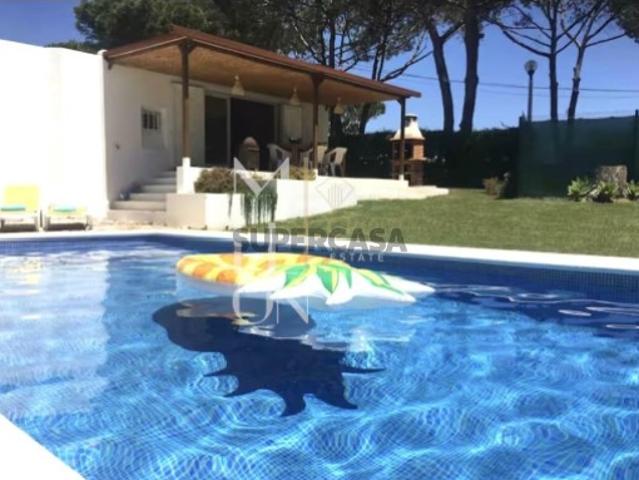 Moradia T3 com piscina na Quinta da Balaia Albufeira