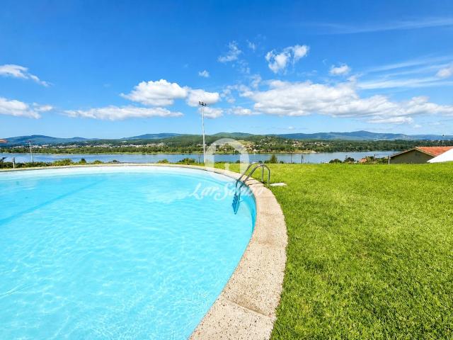 Moradia T3 com Piscina ao pé do Rio