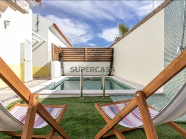 Moradia T3 com piscina e jardim privativo na Ria Formosa Algarve