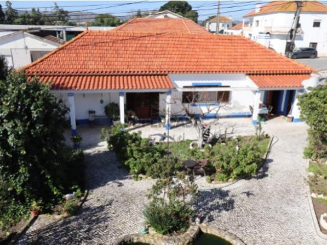 Moradia T3 com PISCINA e terreno com 1200m2