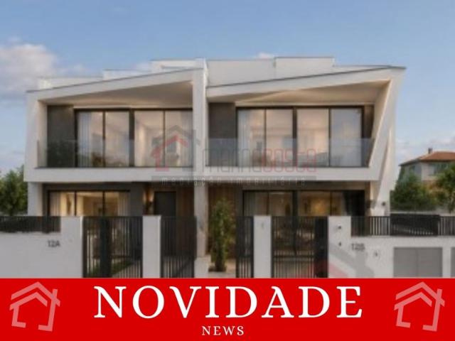 Moradia T3 com Piscina em Ferrel