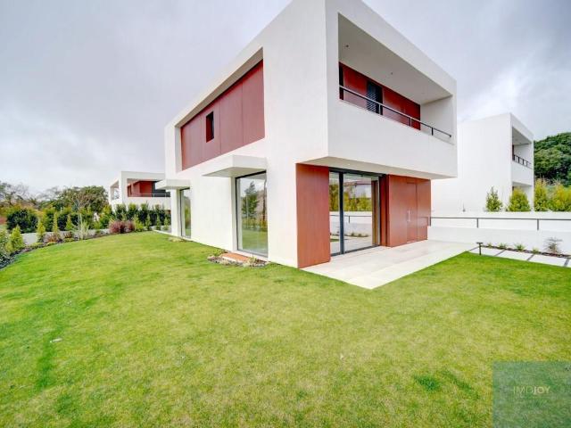 Moradia T3 com Piscina, Jardim e Acabamentos de Excelência e. 165m² Sintra Santa Maria E São Miguel