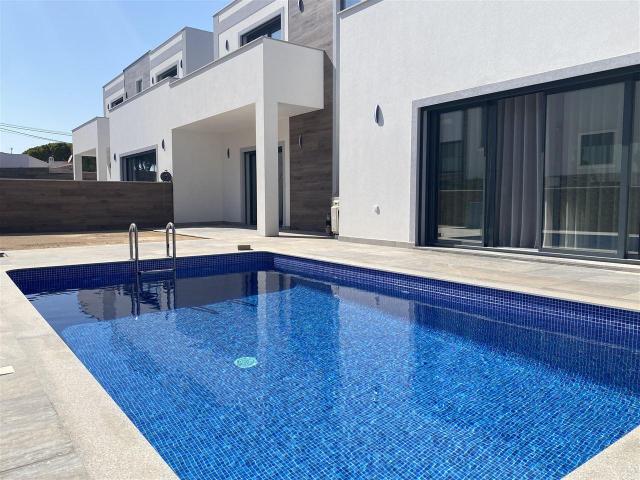 Moradia T3 com piscina privada — Vale da Azinheira, Albufeir. 160m² Albufeira e Olhos de Água