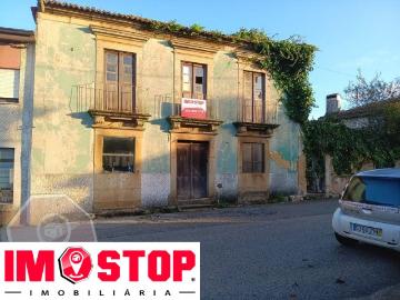 Moradia T3 com quintal Valongo do Vouga