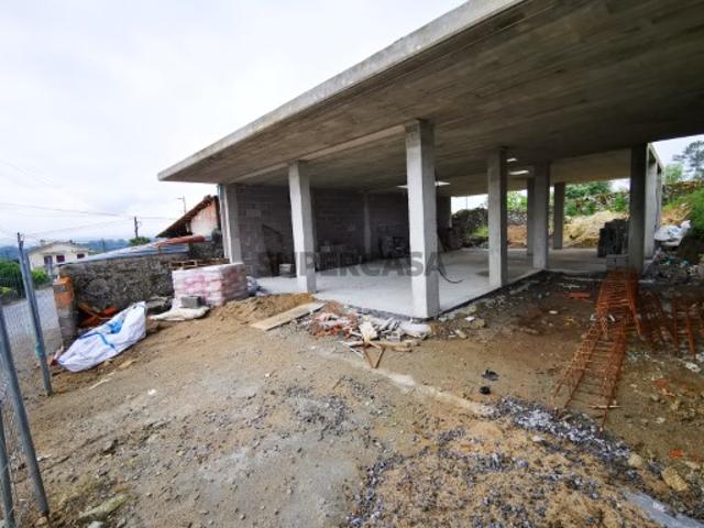 Moradia T3 Conforto, elegância e qualidade apenas a 15 minutos da cidade