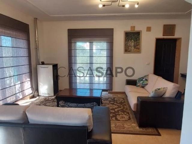 Moradia T3 Duplex para alugar em Alcobaça