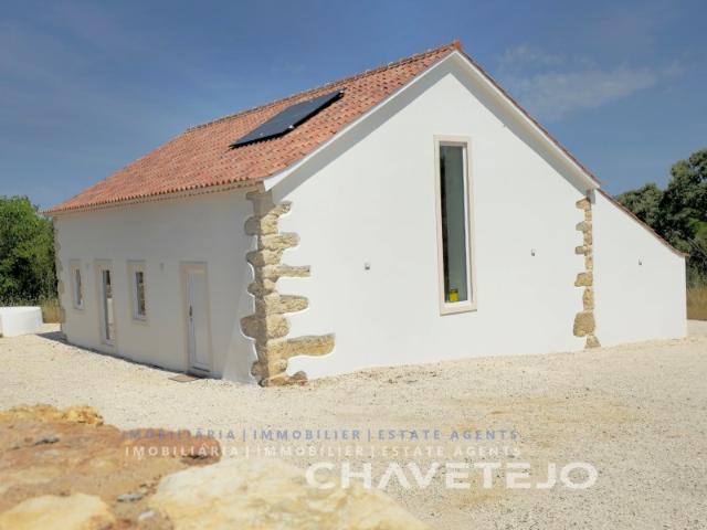 Moradia T3 de Charme com Garagem para 2 Carros e Vista Campo, Ferreira do Zêzere