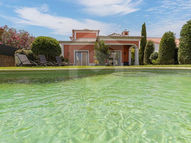 Moradia T3 de excelência com jardim e piscina na Quinta dos. 350m² Azeitão São Lourenço e São Simão
