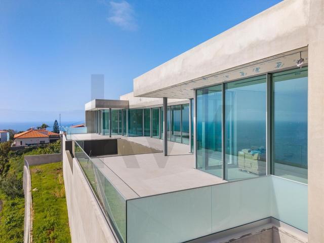 Moradia T3 de Luxo com piscina privativa na Calheta! 441m² Calheta