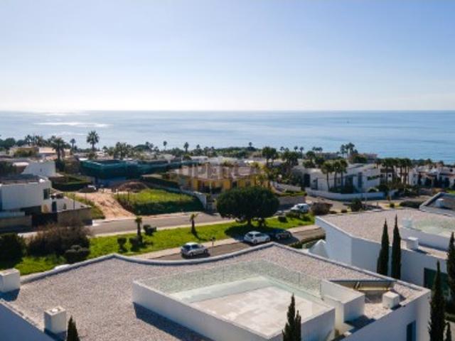 Moradia T3 de Luxo com Vista Mar em Porto Mós, Lagos