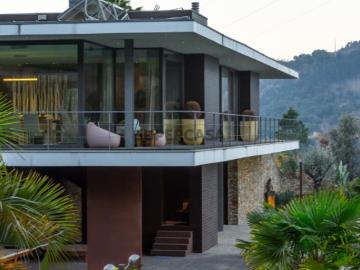 Casa à venda em Cinfães