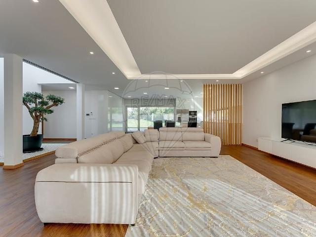 Moradia T3 de luxo à venda em Palhaça, Oliveira do Bairro RE/MAX Portugal