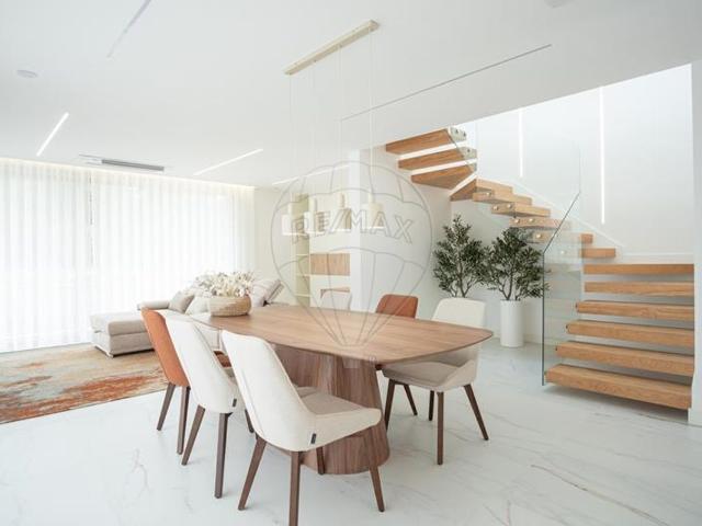 Moradia T3 de luxo à venda em Rio Maior, Rio Maior RE/MAX Portugal