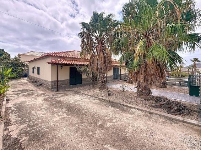 Moradia T3 Exclusiva no Coração de Porto Santo 214m² Porto Santo