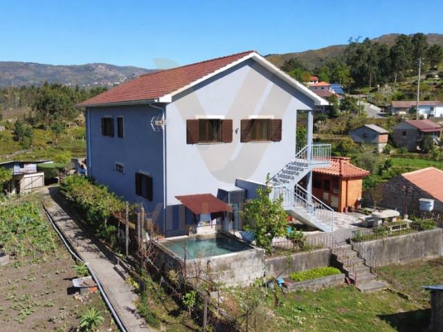 Moradia T3 e Terreno 500 m² | Sá Arcos de Valdevez