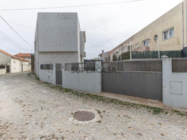 Moradia T3 em Matosinhos Espaço, Conforto e Localização!