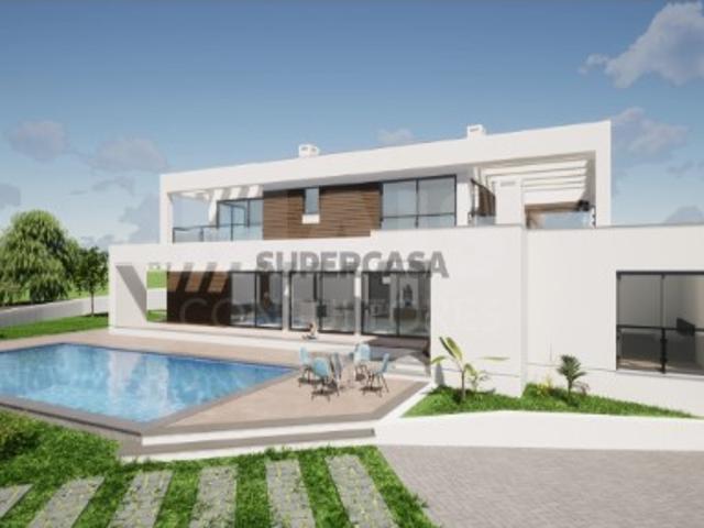 Moradia T3 em Miragaia e Marteleira