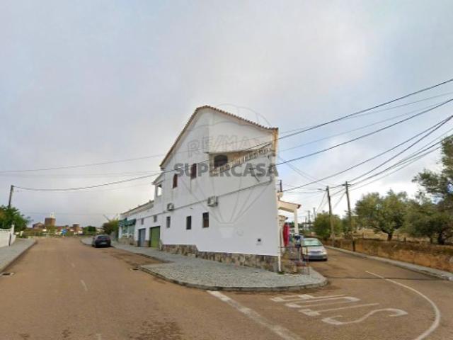 Moradia T3 em N.S. Conceição, S.Brás Matos, Juromenha