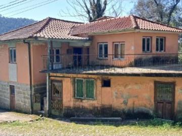 Moradia T3 em Gonça
