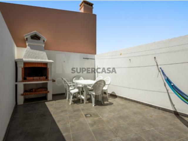 Moradia T3 em Atouguia da Baleia