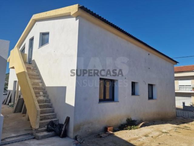 Moradia T3 em Atouguia da Baleia