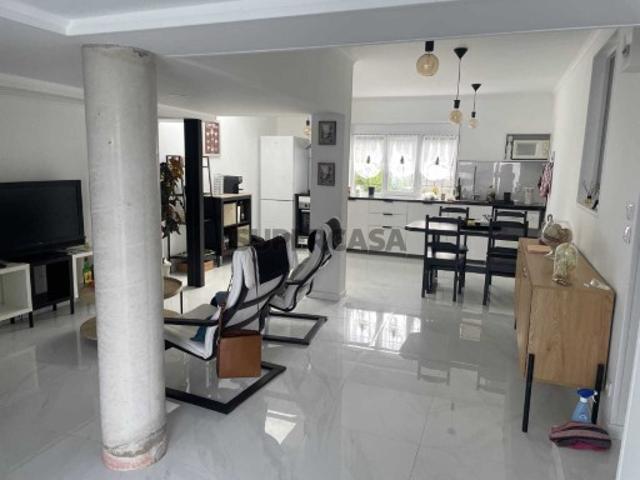 Moradia T3 em Atouguia da Baleia